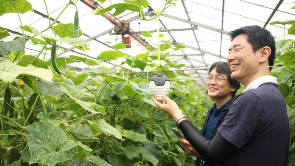 「Plantect TM」 ―ボッシュのスマート農業ソリューション― センサと AIを使用した革新的な病害予測機能搭載モニタリングサービス ...